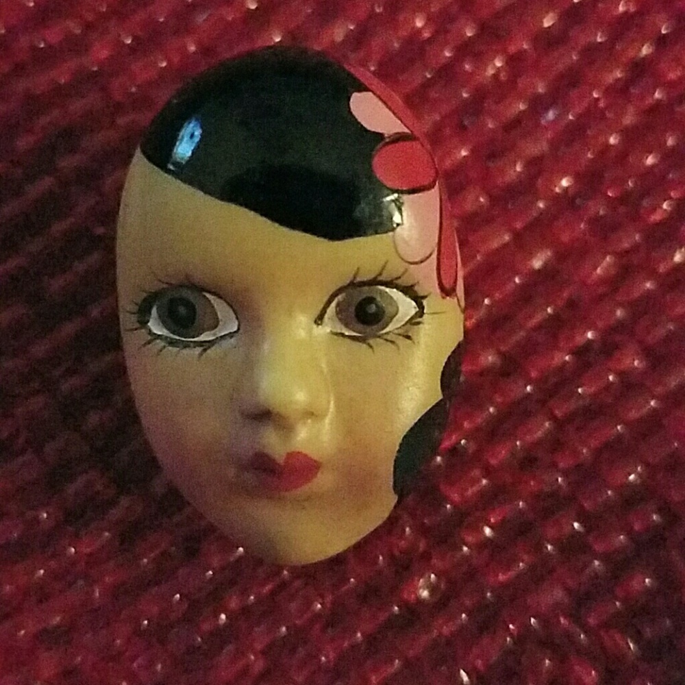 Vintage Porcelain Face Pin
